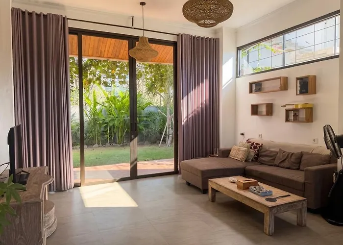 Rafael, 2 Bedrooms&garden, Uluwatu Center Vakantiehuis *