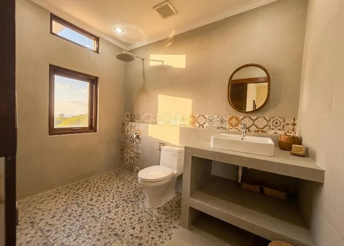 Rafael, 2 Bedrooms And Garden, Uluwatu Center Hébergement de vacances *